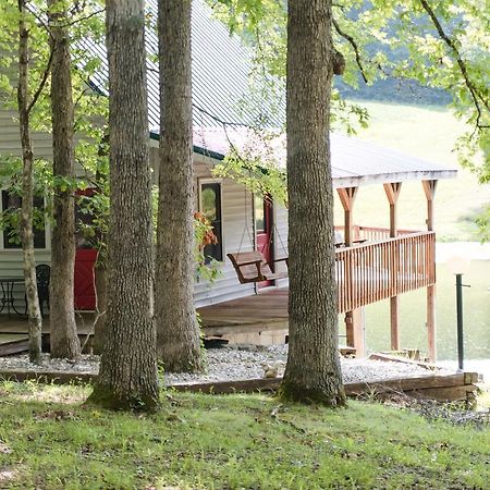 Columbia The Lake House A Hidden Gem Sleeps 4 מראה חיצוני תמונה