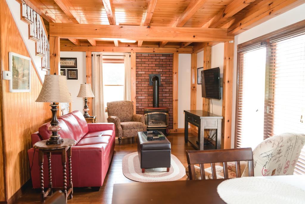 Columbia The Lake House A Hidden Gem Sleeps 4 מראה חיצוני תמונה